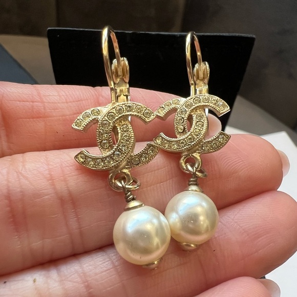 CHANEL Jewelry - CHANEL Crystal Pearl CC Drop Earrings